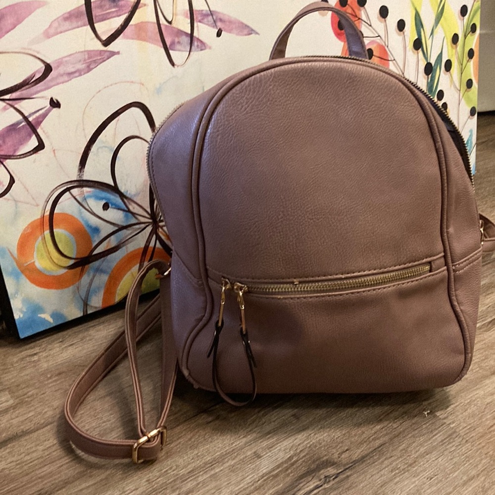 Beautiful dusty pink/mauve backpack